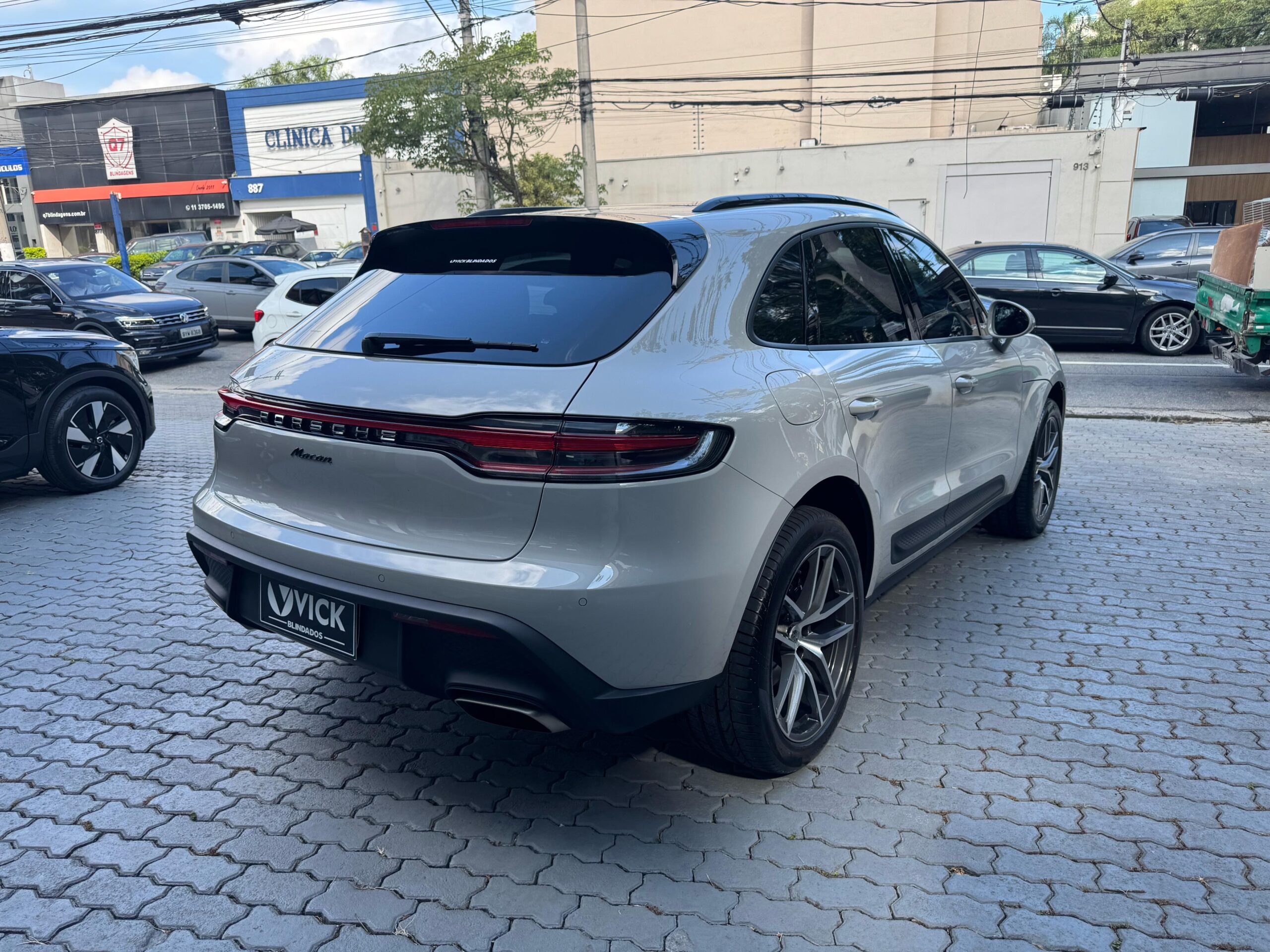 d2c2038c-91db-4dcc-968b-fc561d03b2d2