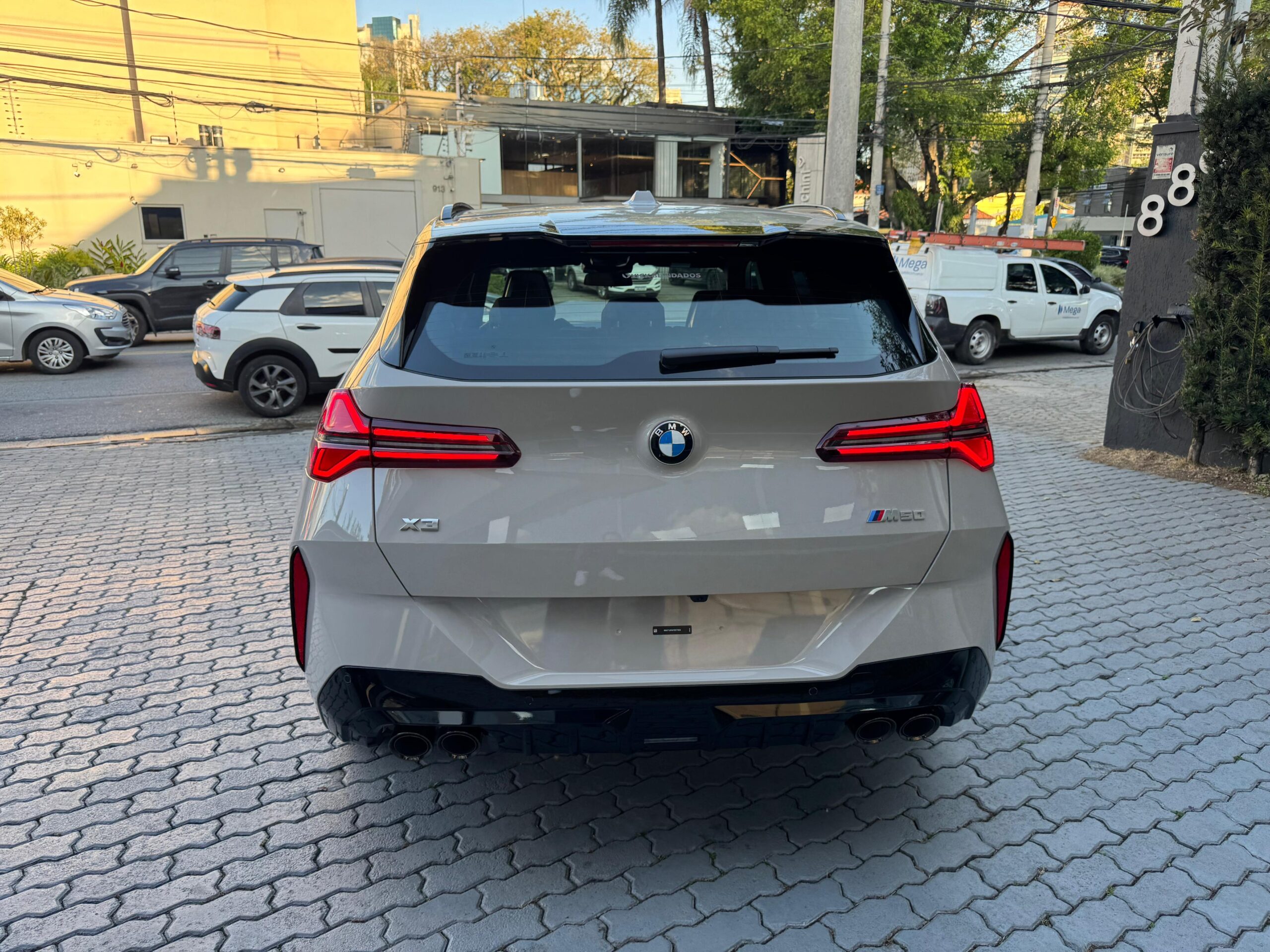 cfe9fdc6-7865-46e0-b704-ff116913b711