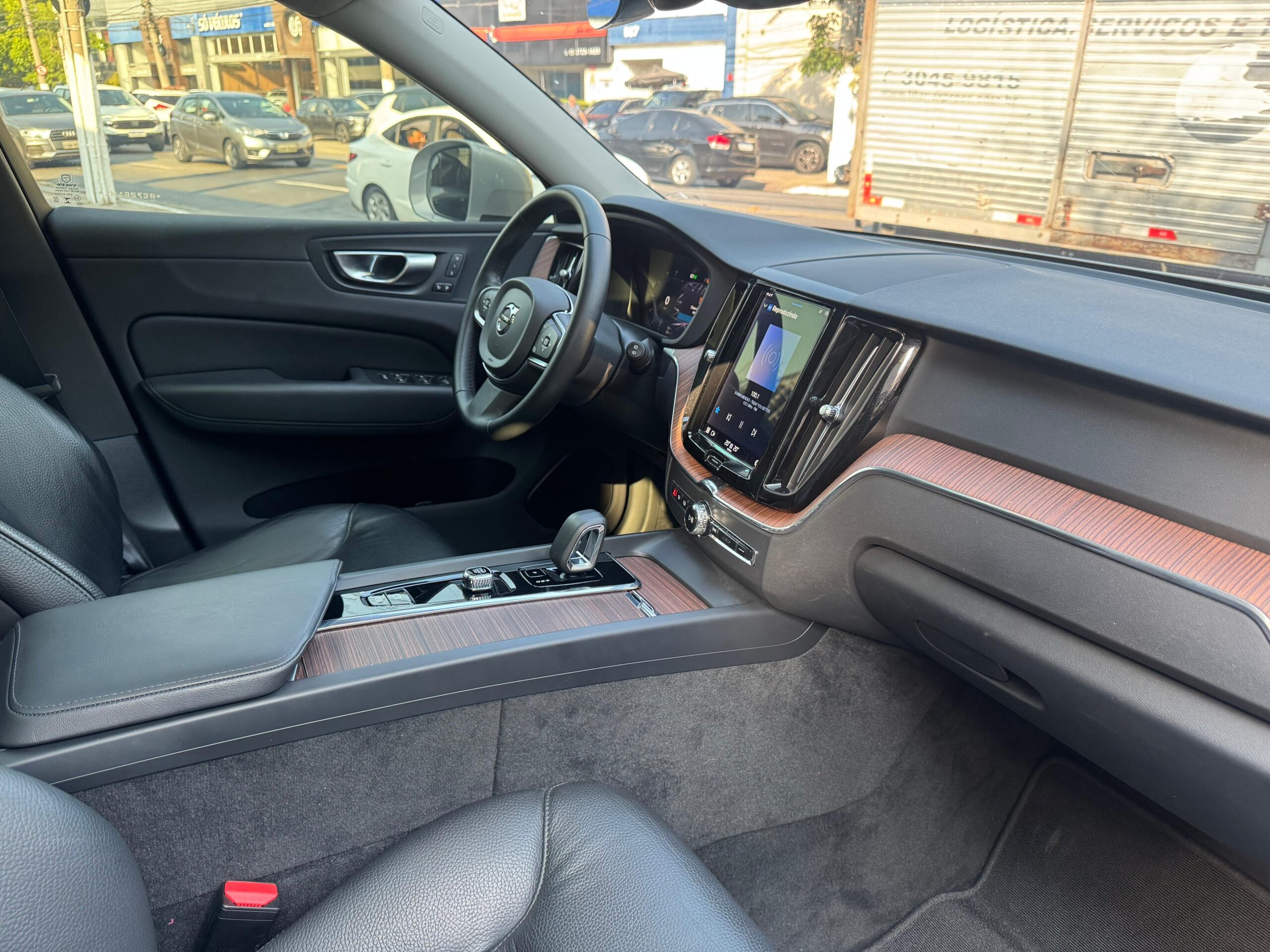 b7d19eaf-ddcd-47aa-8ca5-0c422f697924