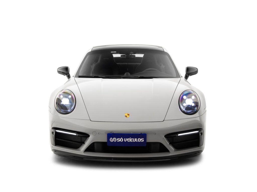 PORSCHE 911 CARRERA 4 GTS