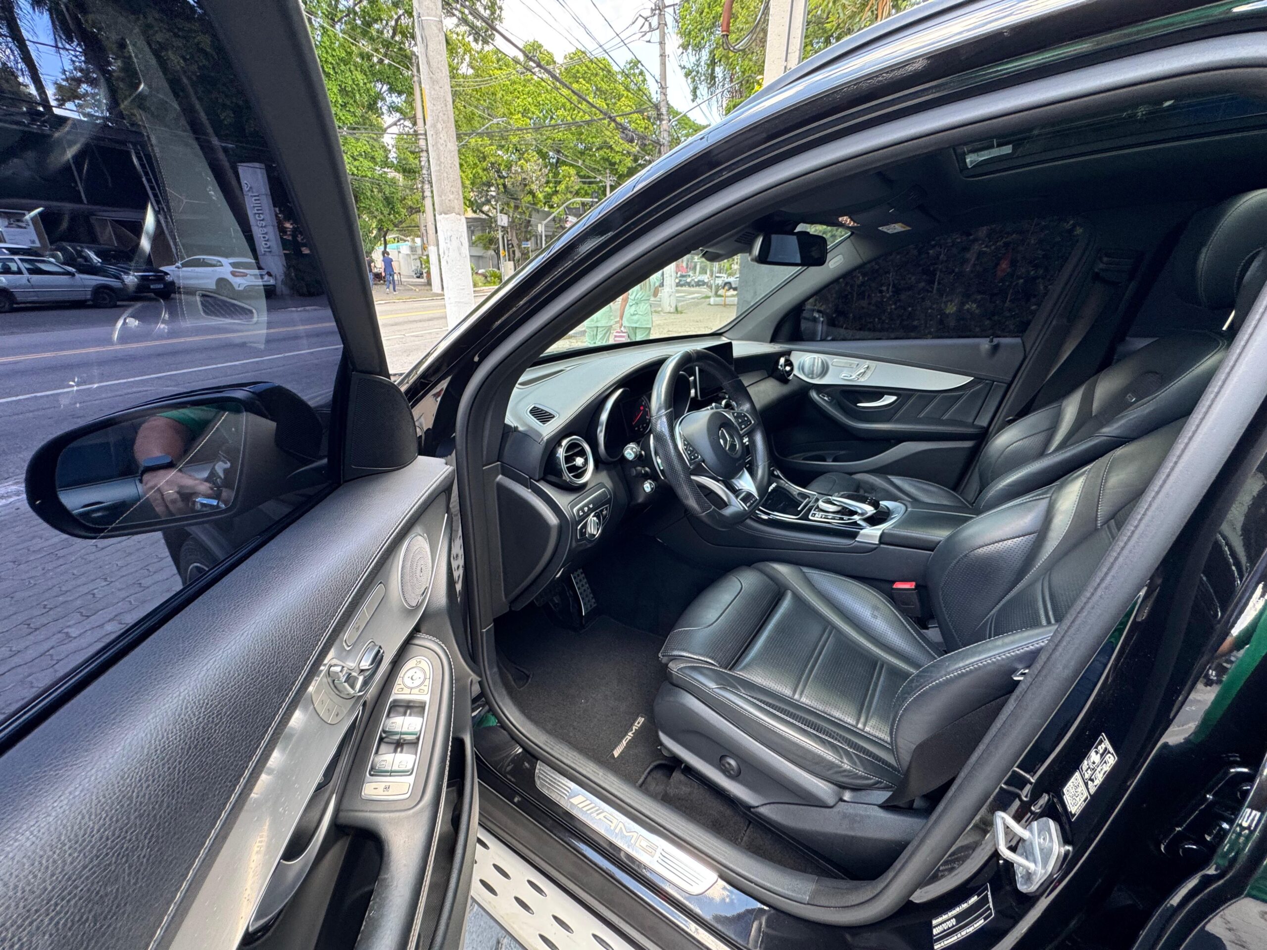 75d2cf98-3474-4100-95ec-f376c84a8152