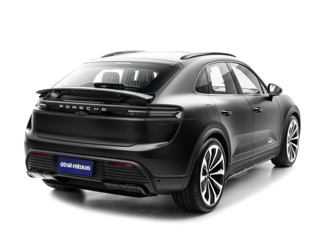 PORSCHE MACAN TURBO ELECTRIC