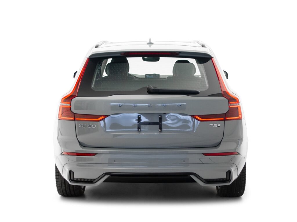 VOLVO XC60 T8 ULTRA DARK