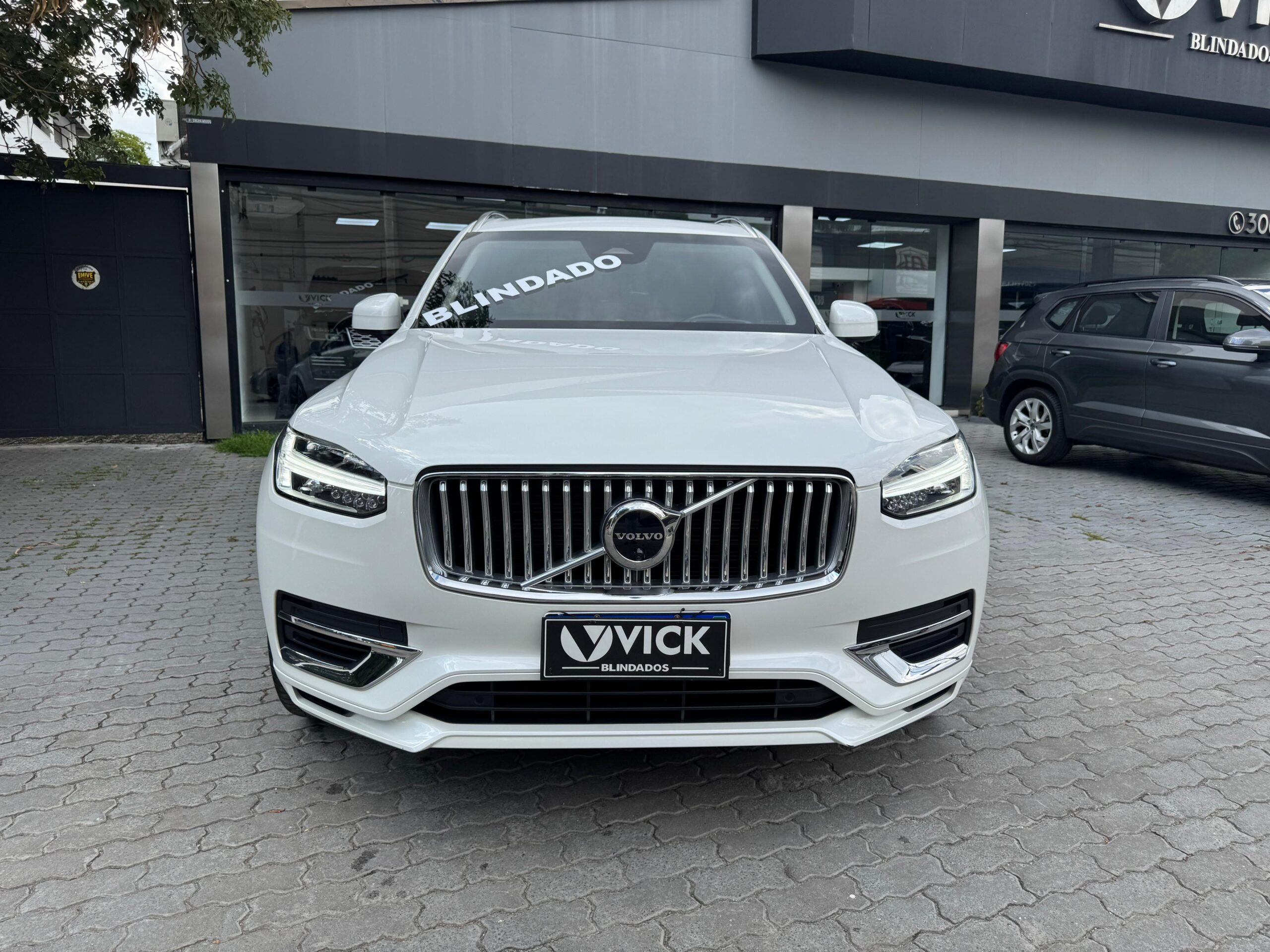 d2e19571-5893-49c0-9a03-7598d35ee3b1