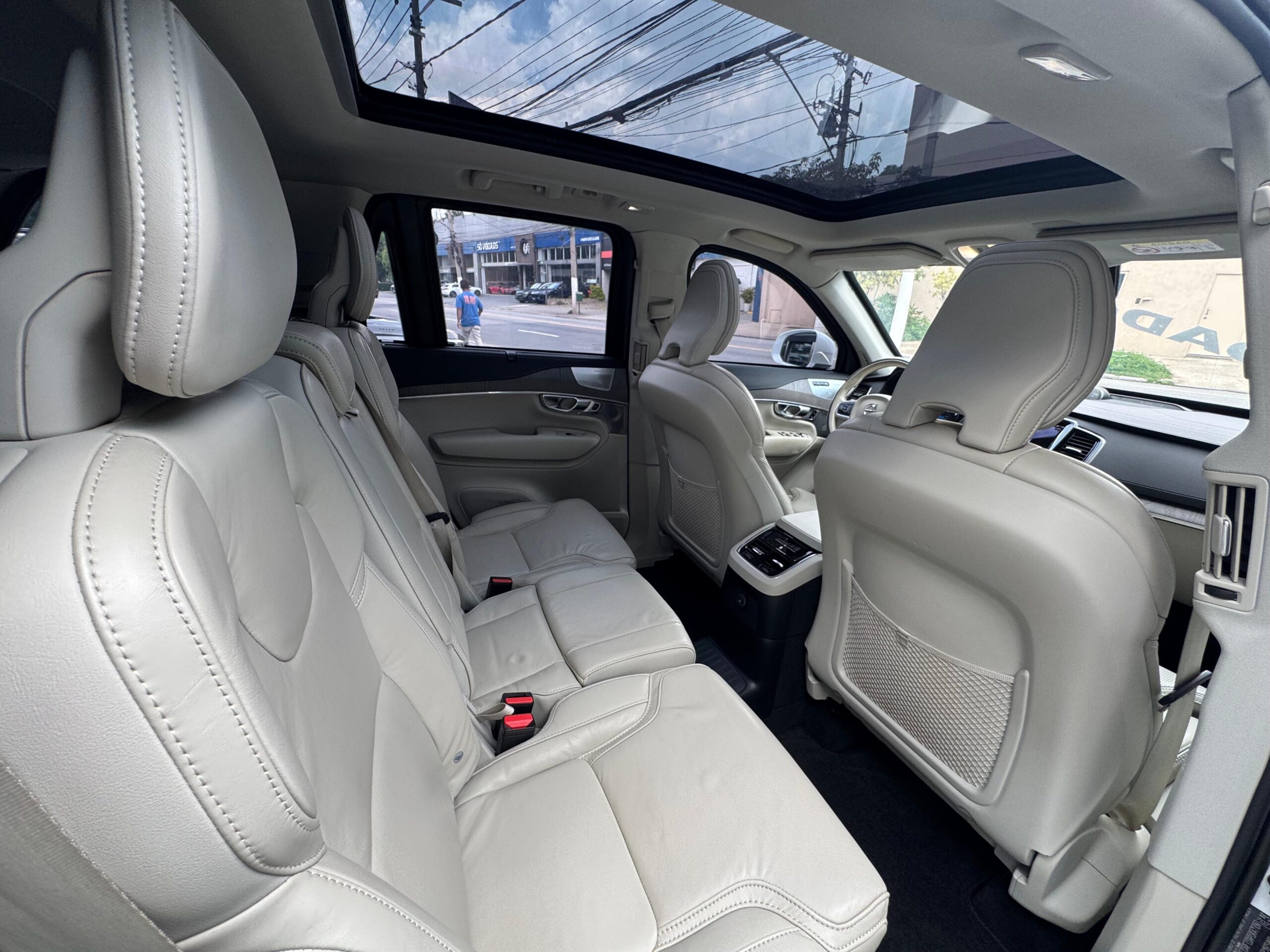 d556c6e7-3a63-45d6-bab3-1672bbb835bd