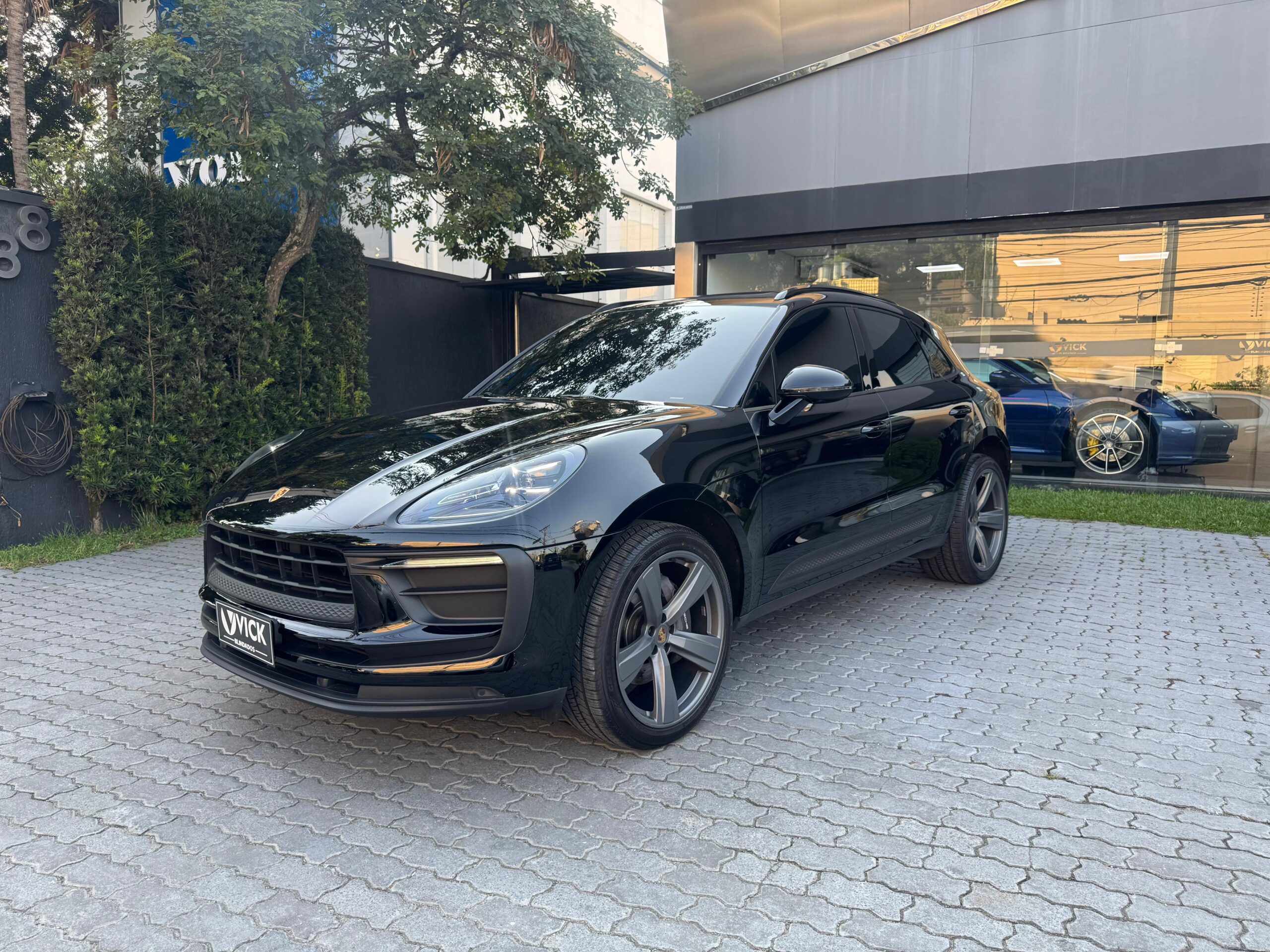 75453386-a095-4fd3-a07b-665ef184e7b1