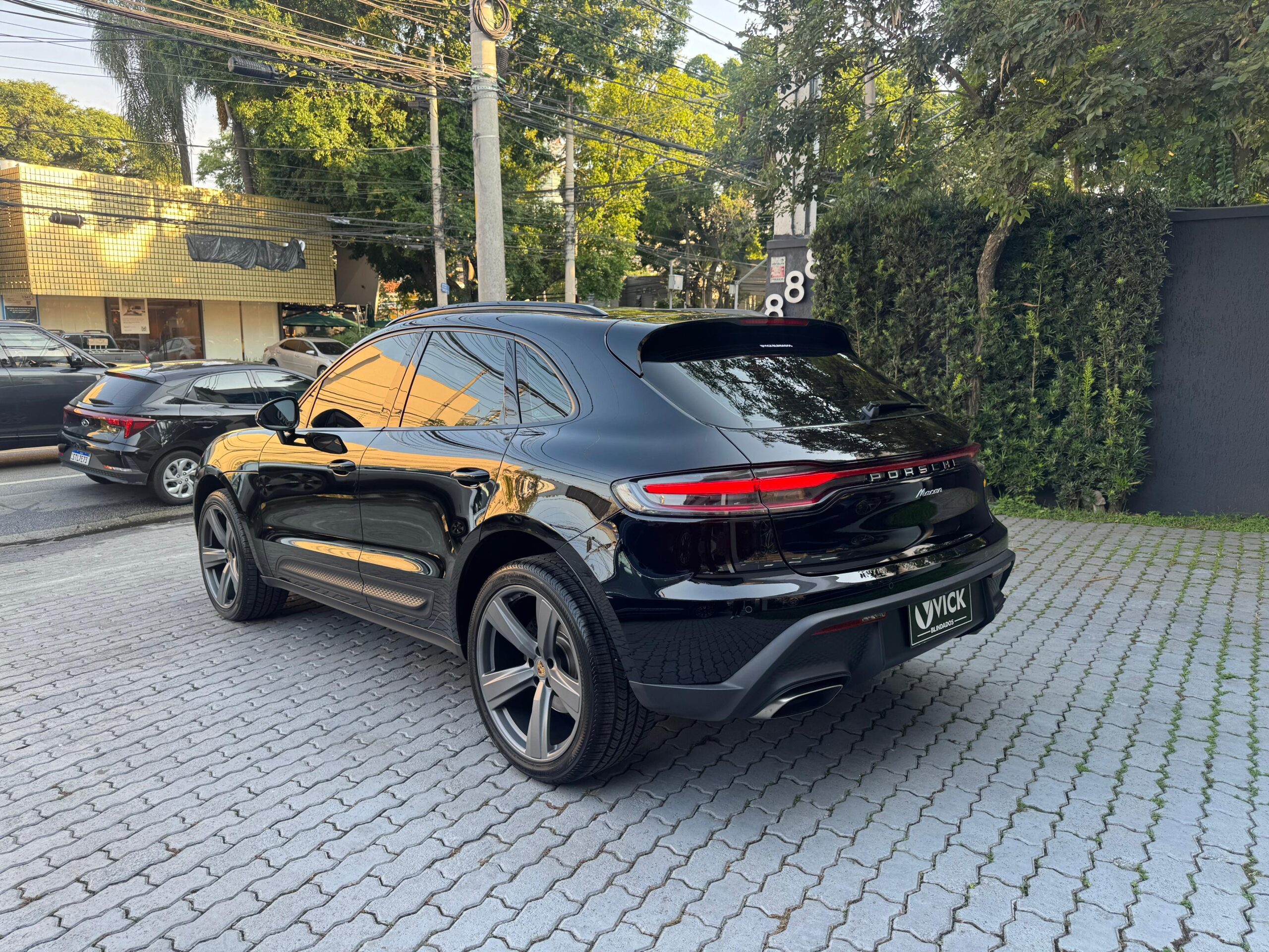 c4637fc3-30d6-4781-9fbf-7db4acceb049